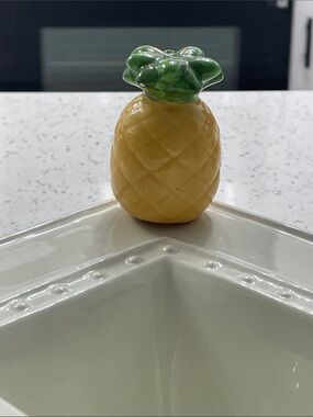 Nora Fleming Mini Pineapple